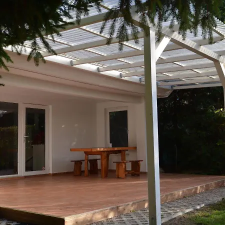 Ferienhaus Holiday home Dachfensterhaus, Parchim *